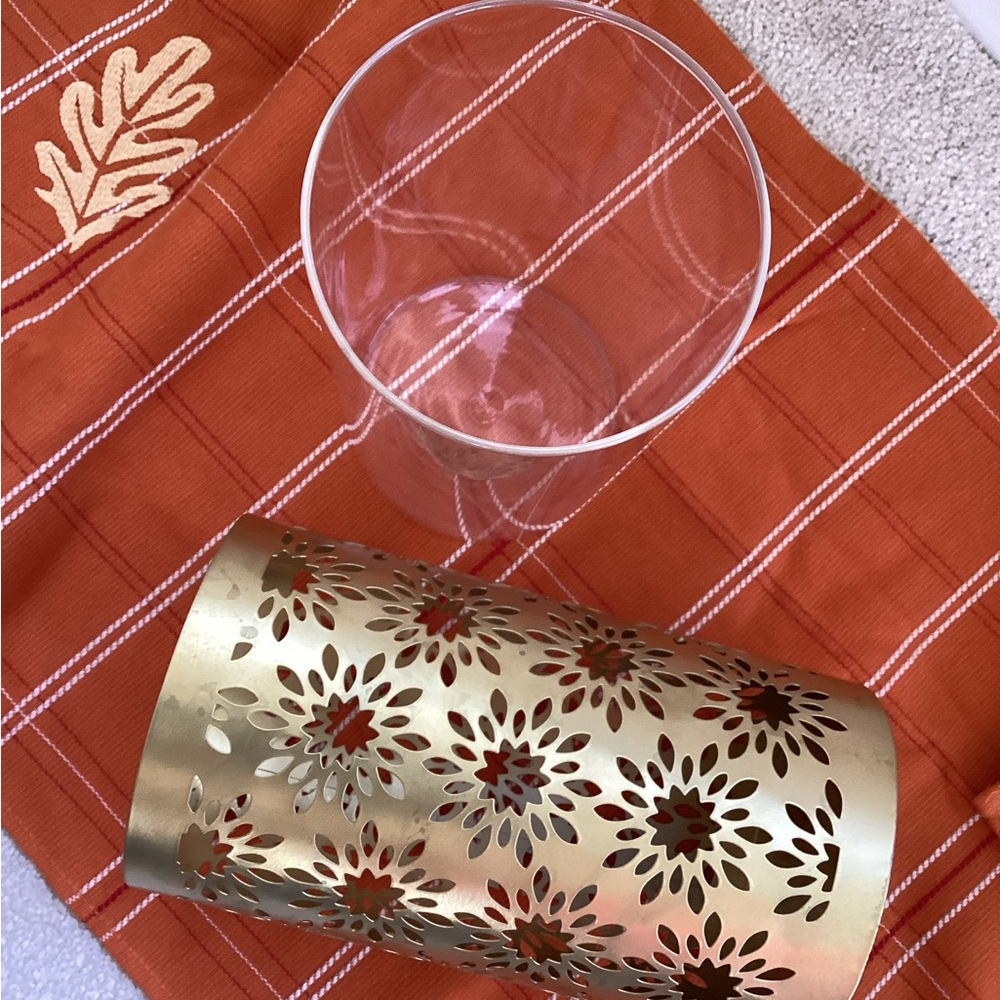 CLEAR GLASS VASE WITH BURNISHED BRASS FLOWER PATTERN SLEEVE PRICE REDUCED - Picture 2 of 7